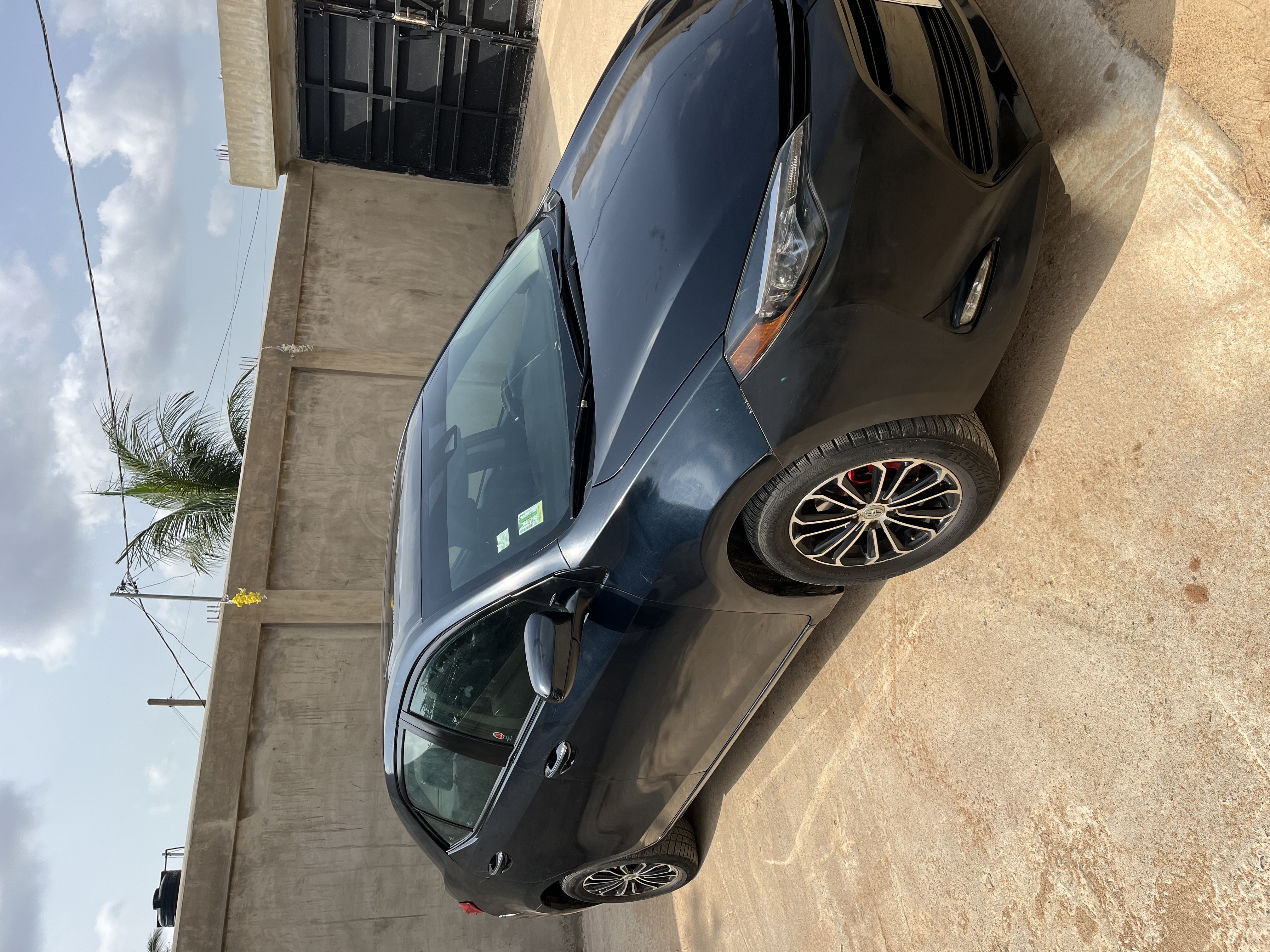 TOYOTA COROLLA — location de voiture Lomé, Togo